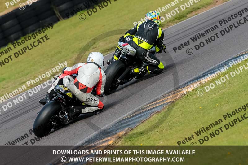 PJM Photography;anglesey no limits trackday;anglesey photographs;anglesey trackday photographs;enduro digital images;event digital images;eventdigitalimages;no limits trackdays;peter wileman photography;racing digital images;trac mon;trackday digital images;trackday photos;ty croes